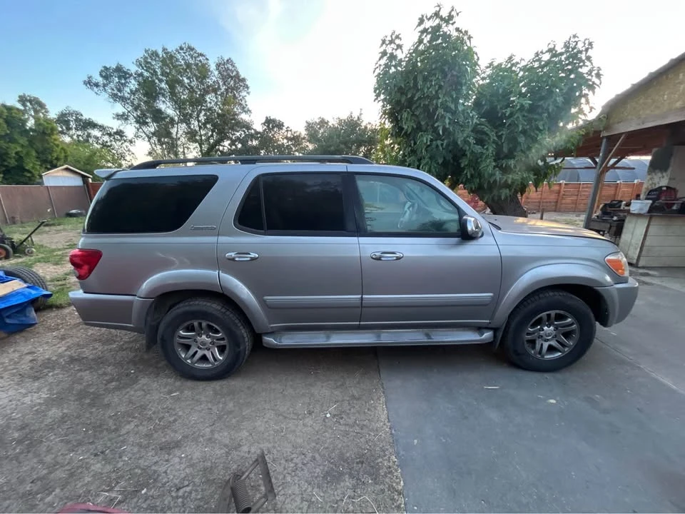 2007 Toyota Sequoia 1st Gen - Image 5 of 5