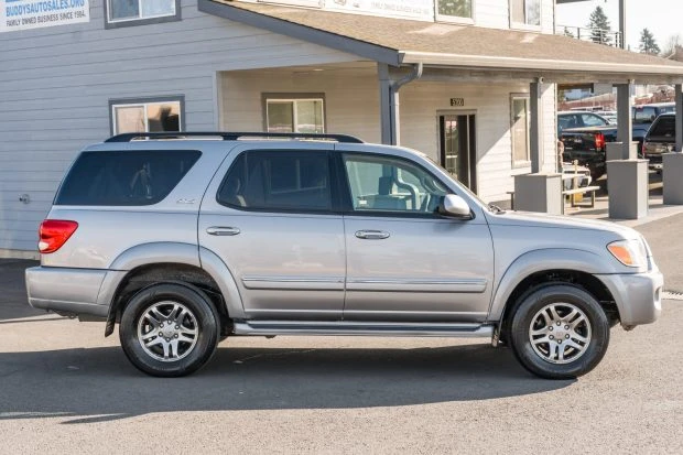 2007 Toyota Sequoia 1st Gen - Image 3 of 7