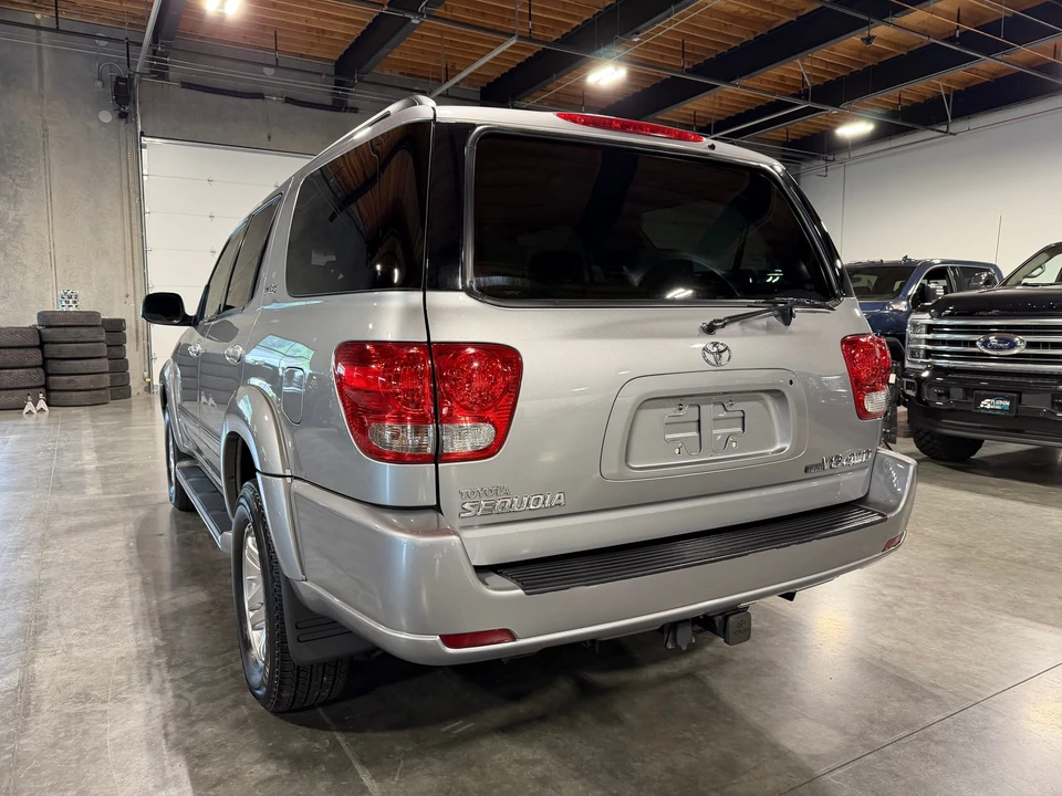 2007 Toyota Sequoia 1st Gen - Image 22 of 31