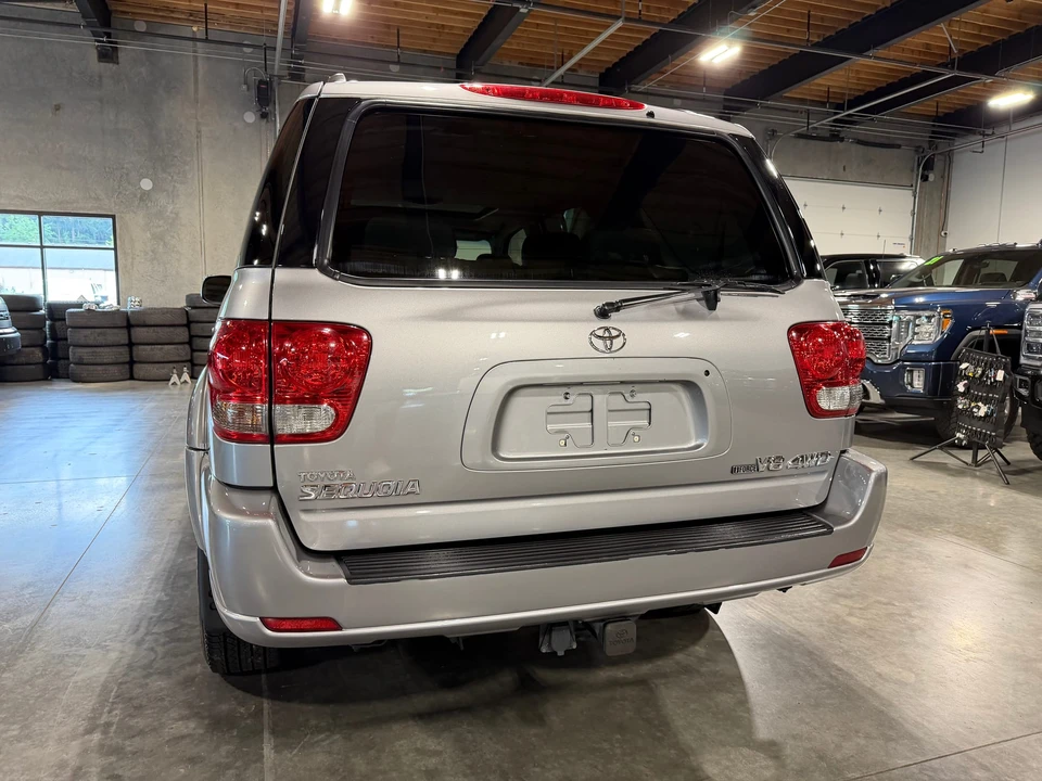 2007 Toyota Sequoia 1st Gen - Image 21 of 31