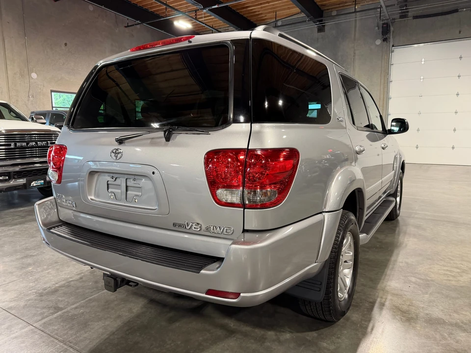 2007 Toyota Sequoia 1st Gen - Image 20 of 31