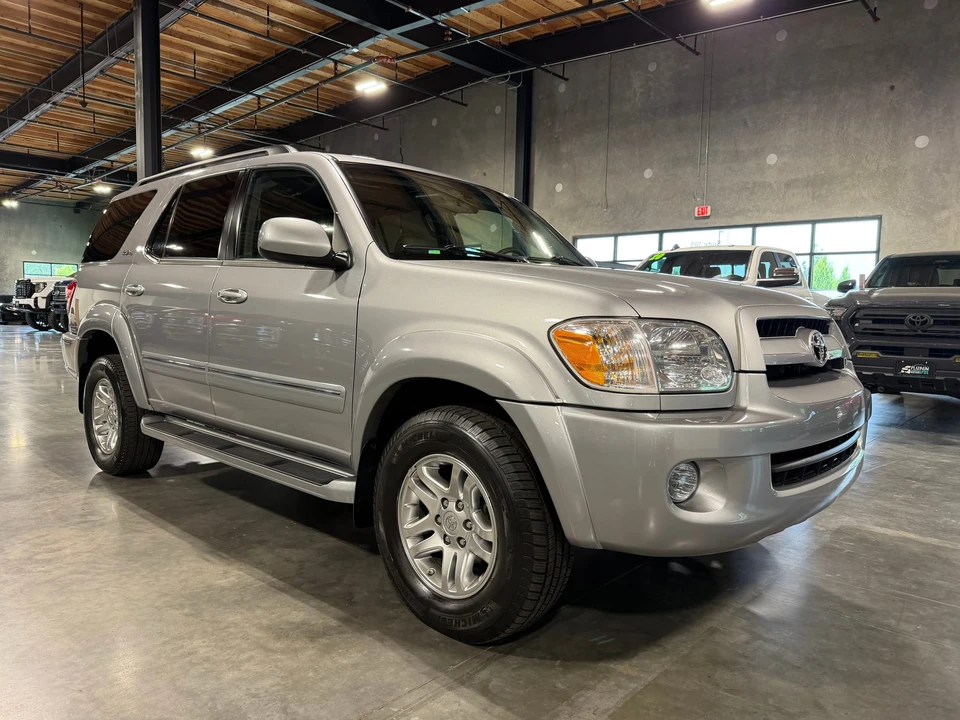 2007 Toyota Sequoia 1st Gen - Image 12 of 31