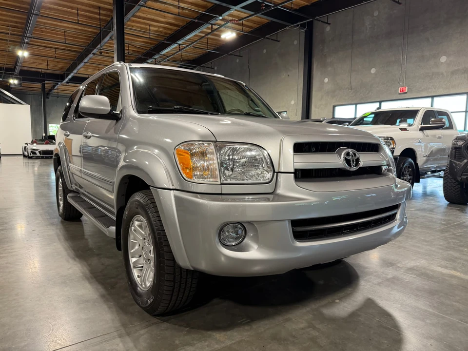 2007 Toyota Sequoia 1st Gen - Image 10 of 31