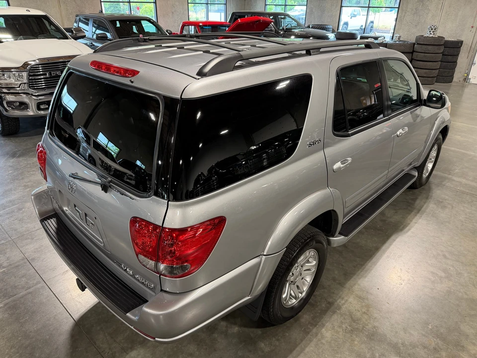 2007 Toyota Sequoia 1st Gen - Image 19 of 31