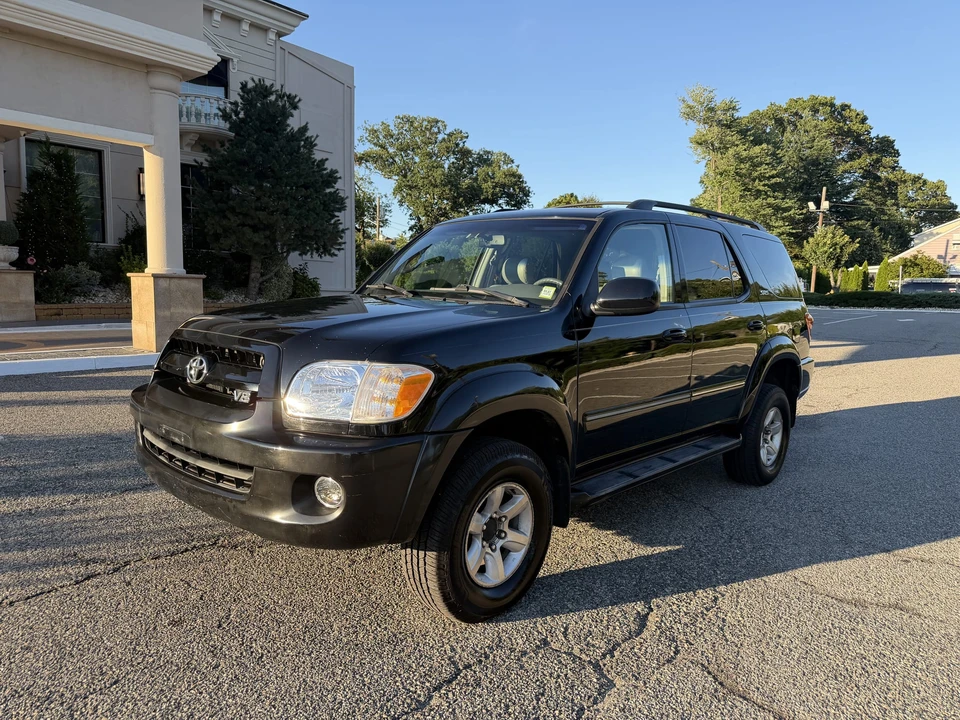 2007 Toyota Sequoia 1st Gen - Image 5 of 31