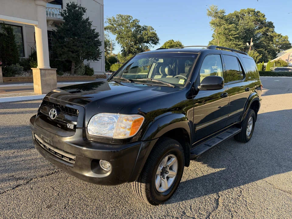 2007 Toyota Sequoia 1st Gen - Image 4 of 31