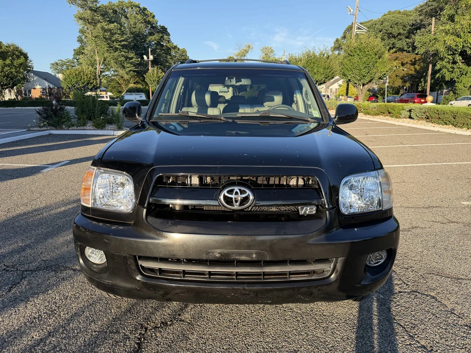 2007 Toyota Sequoia 1st Gen - Image 28 of 31