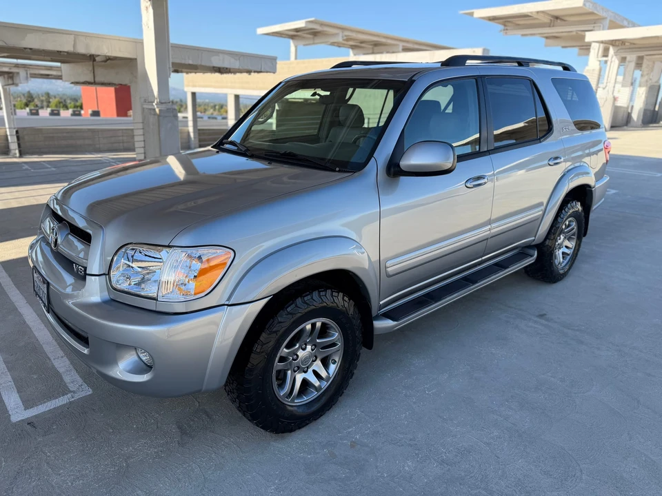 2007 Toyota Sequoia 1st Gen - Image 22 of 31