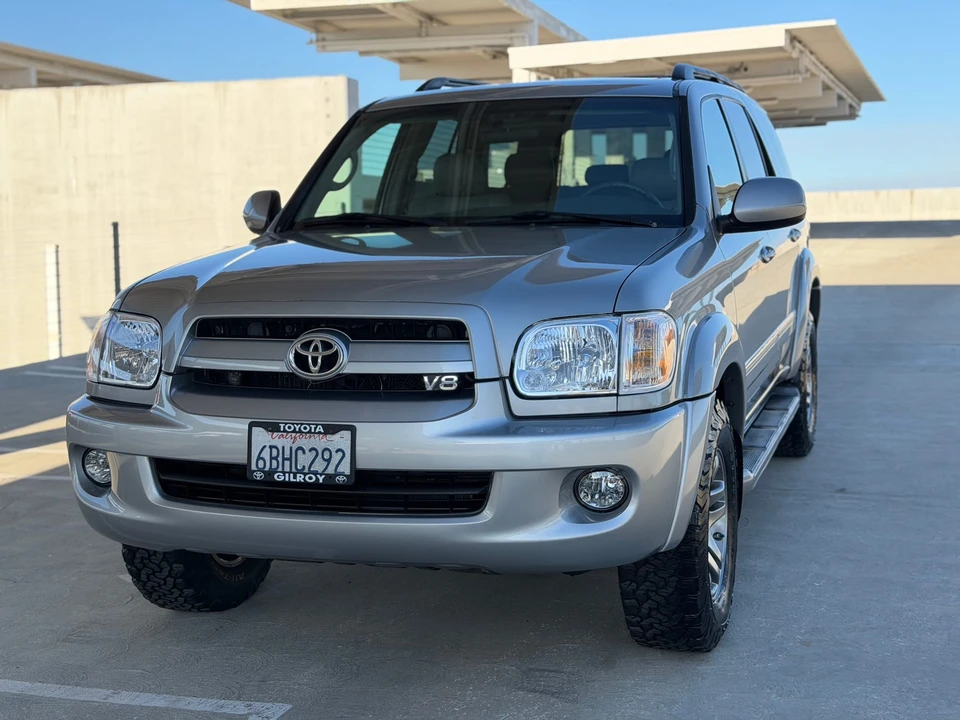 2007 Toyota Sequoia 1st Gen - Image 28 of 31