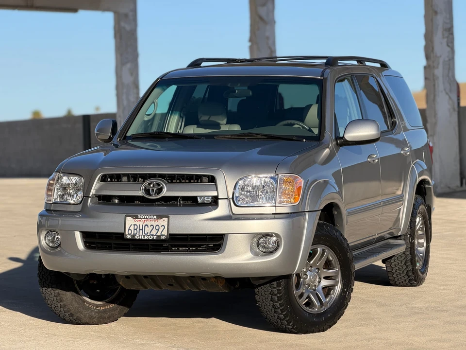2007 Toyota Sequoia 1st Gen - Image 15 of 31