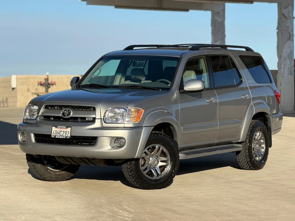 2007 Toyota Sequoia 1st Gen - Image 12 of 31