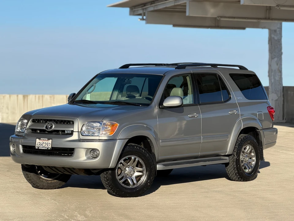 2007 Toyota Sequoia 1st Gen - Image 8 of 31