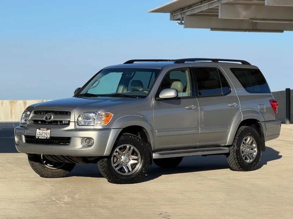 2007 Toyota Sequoia 1st Gen - Image 7 of 31