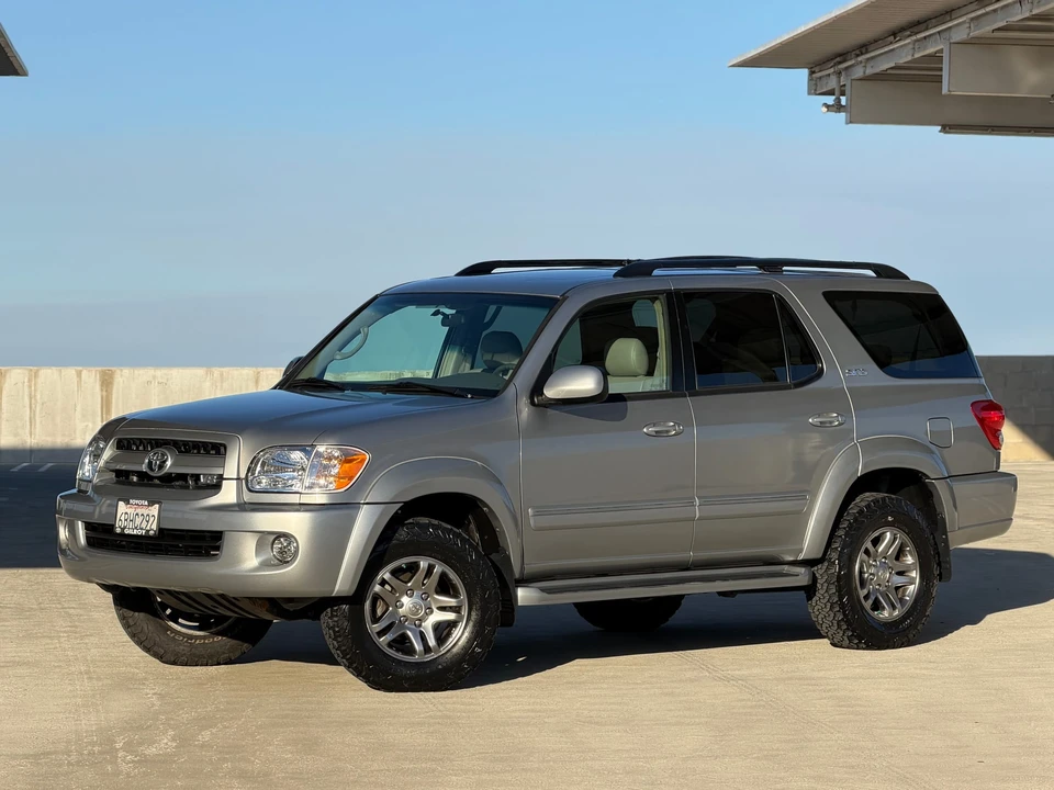 2007 Toyota Sequoia 1st Gen - Image 4 of 31