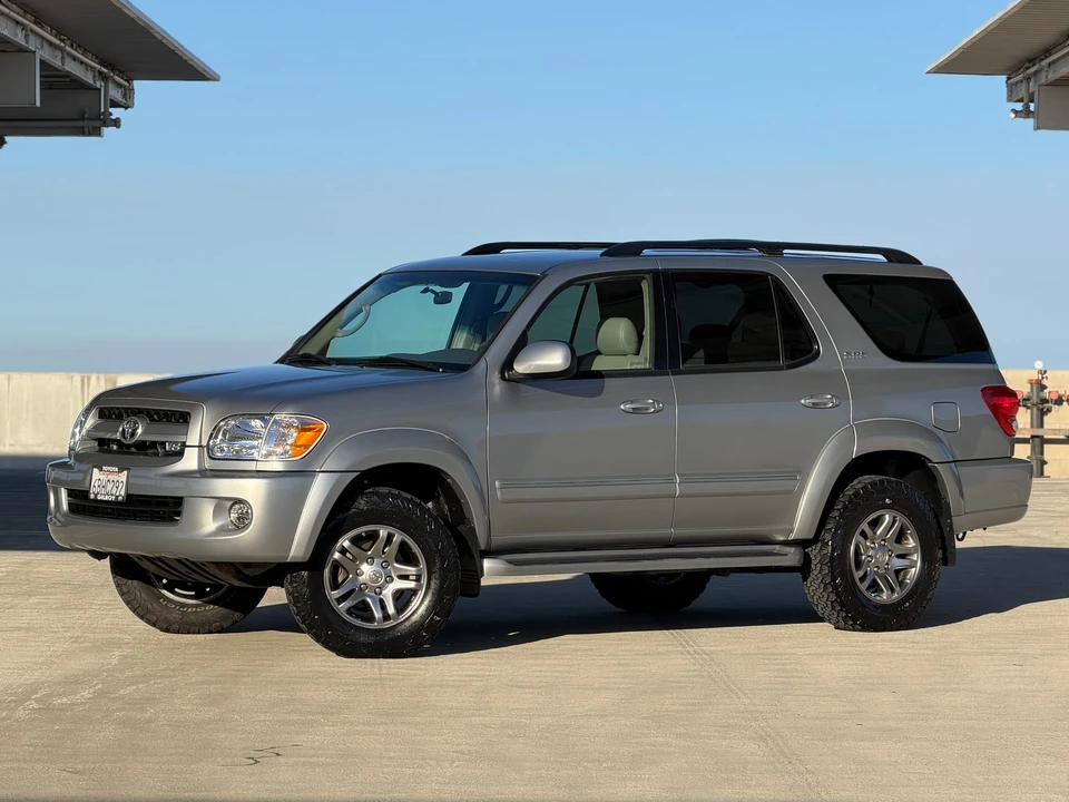 2007 Toyota Sequoia 1st Gen - Image 3 of 31