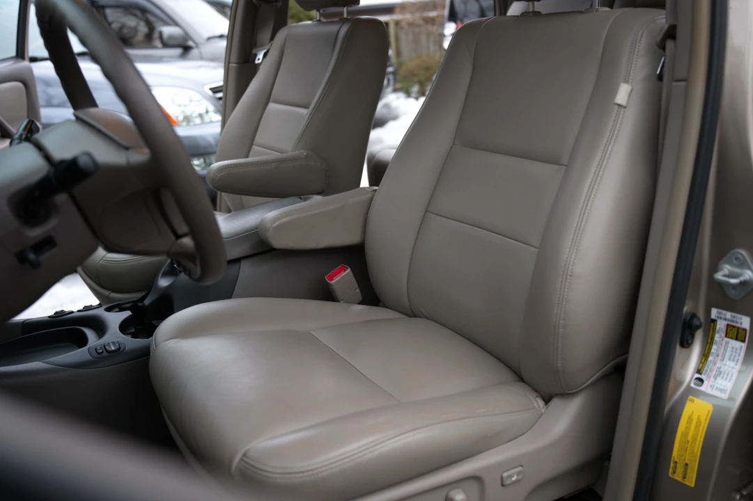 2007 Toyota Sequoia 1st Gen - Image 4 of 7
