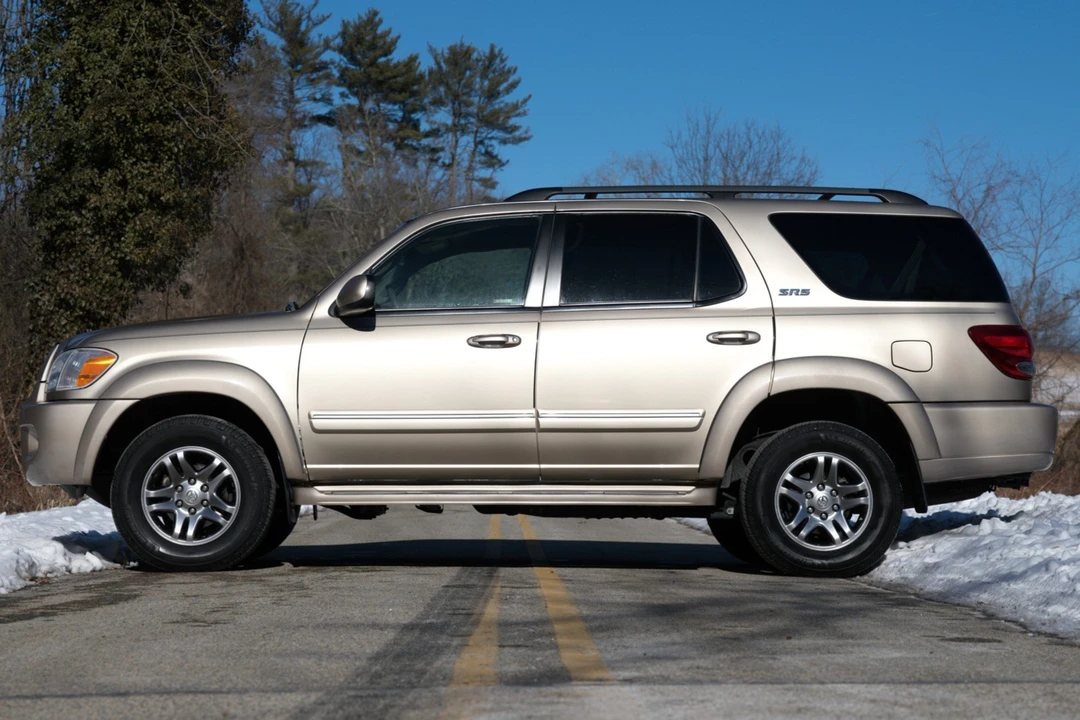 2007 Toyota Sequoia 1st Gen - Image 3 of 7