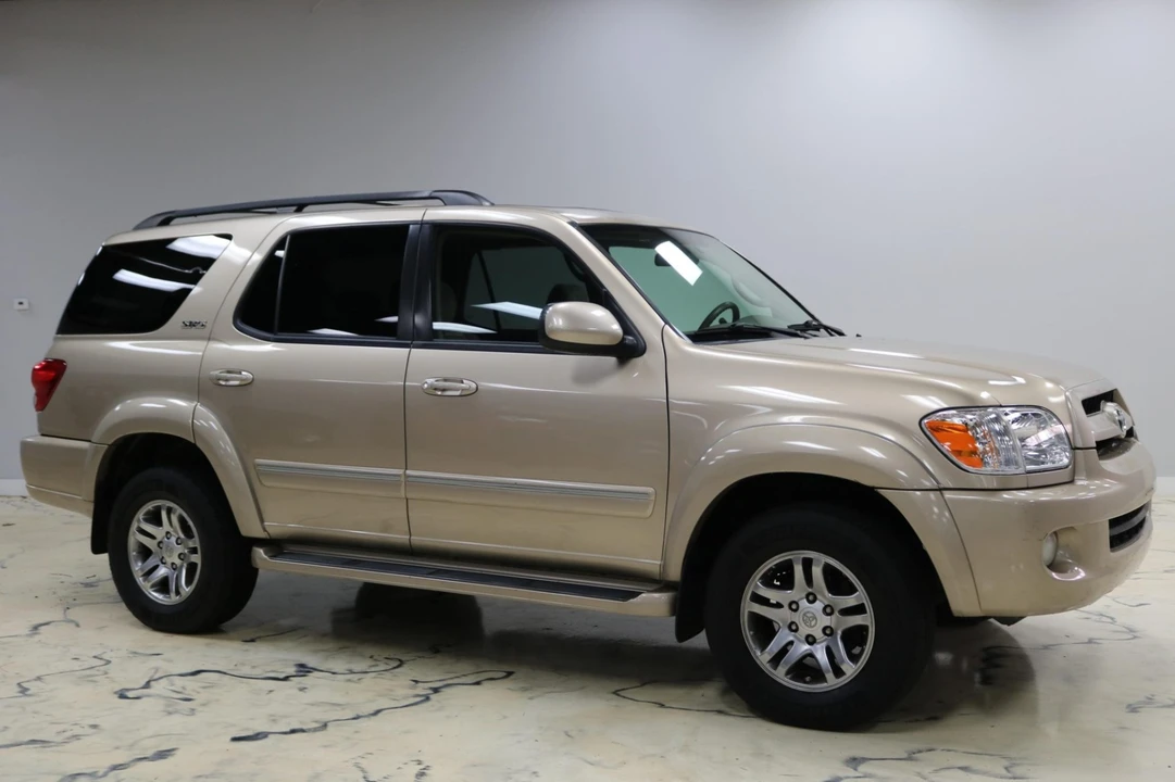 2007 Toyota Sequoia 1st Gen - Image 3 of 7