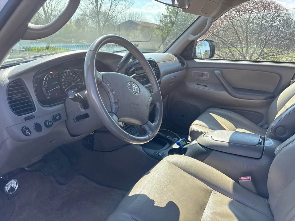 2007 Toyota Sequoia 1st Gen - Image 11 of 15
