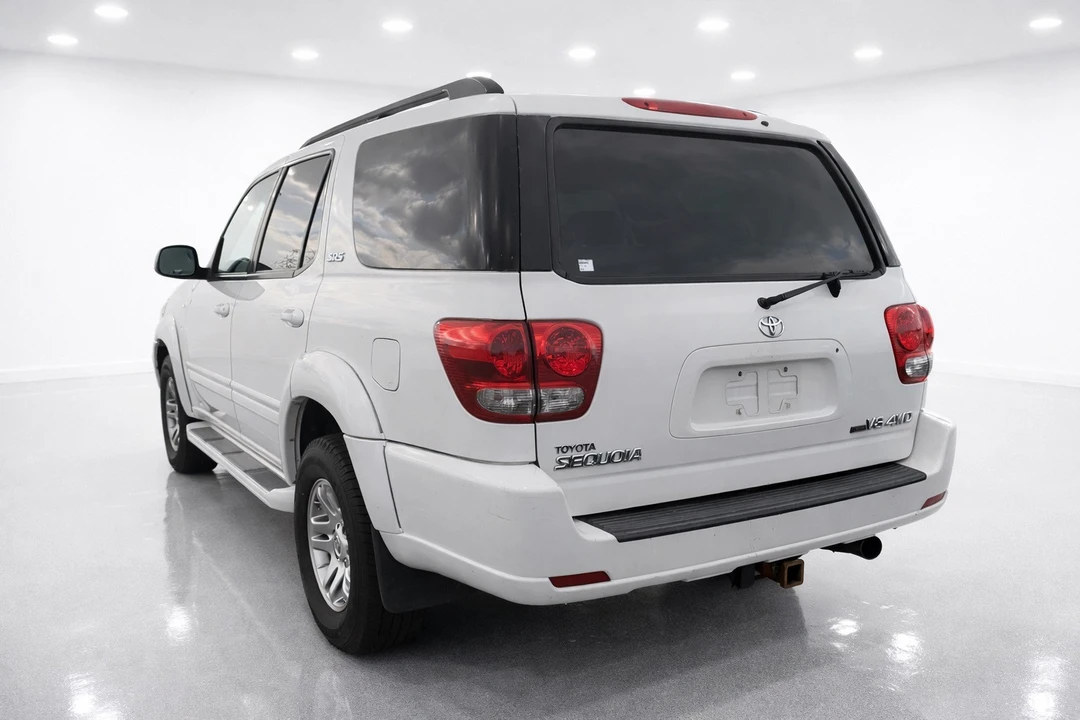 2007 Toyota Sequoia 1st Gen - Image 10 of 15