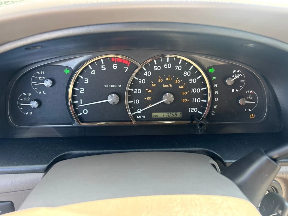 2007 Toyota Sequoia 1st Gen - Image 13 of 15