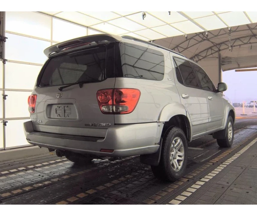 2007 Toyota Sequoia 1st Gen - Image 5 of 12