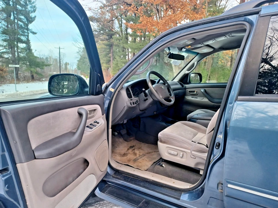 2007 Toyota Sequoia 1st Gen - Image 12 of 21
