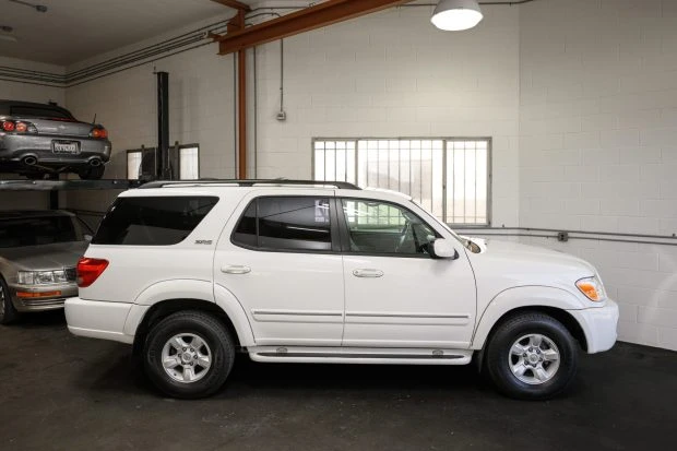 2007 Toyota Sequoia 1st Gen - Image 3 of 7
