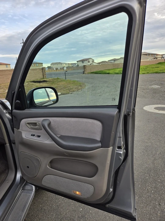 2007 Toyota Sequoia 1st Gen - Image 16 of 20
