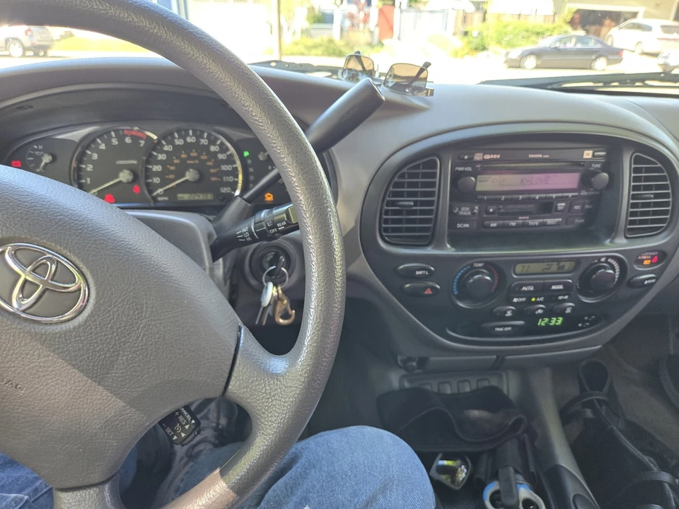 2007 Toyota Sequoia 1st Gen - Image 18 of 20