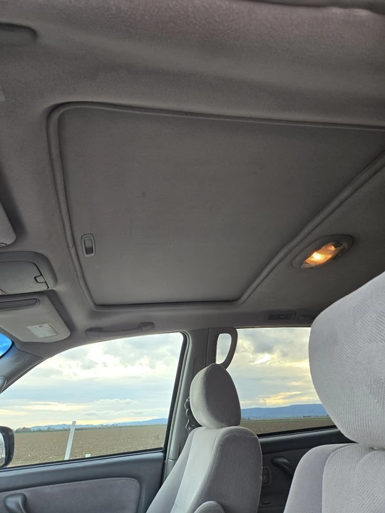 2007 Toyota Sequoia 1st Gen - Image 17 of 20