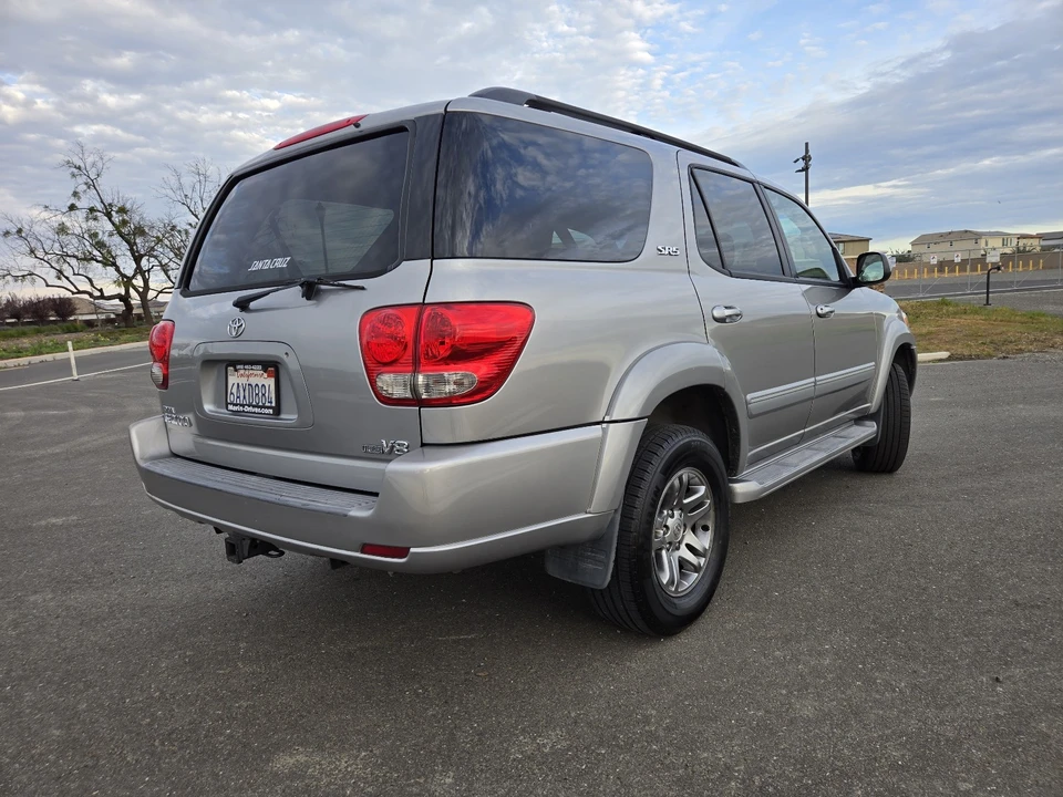 2007 Toyota Sequoia 1st Gen - Image 5 of 20