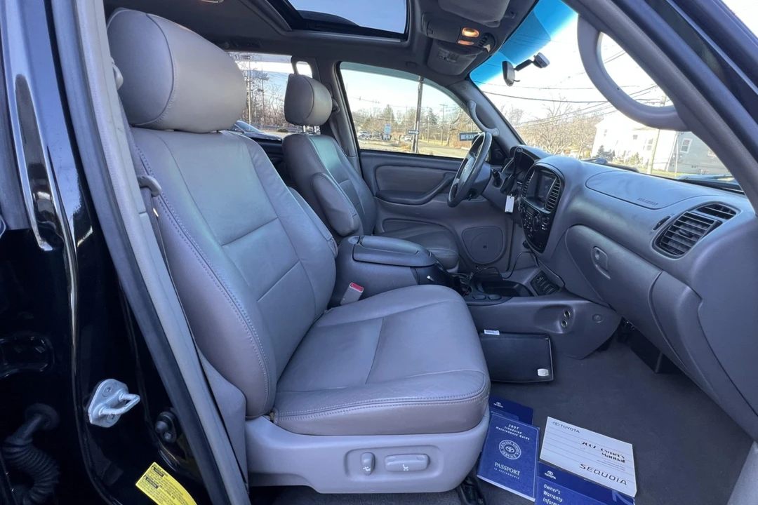 2007 Toyota Sequoia 1st Gen - Image 4 of 7