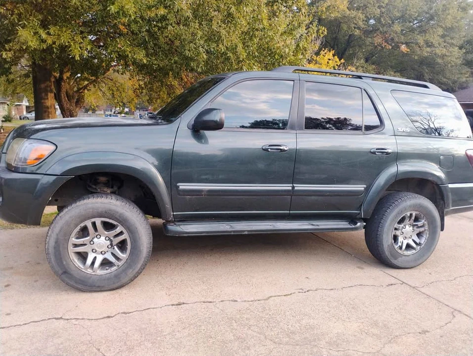 2007 Toyota Sequoia 1st Gen - Image 3 of 4
