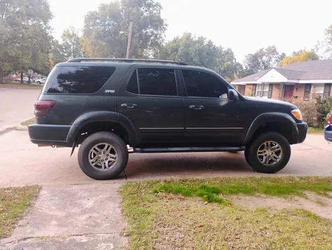 2007 Toyota Sequoia SR5 Sport Utility 4D