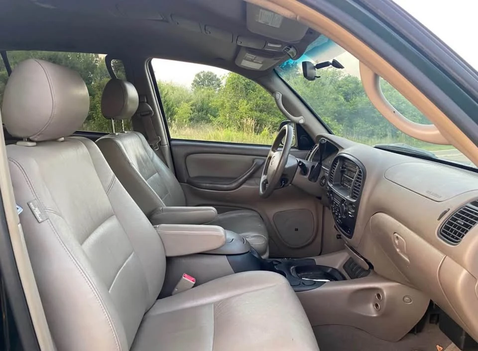 2007 Toyota Sequoia 1st Gen - Image 10 of 19