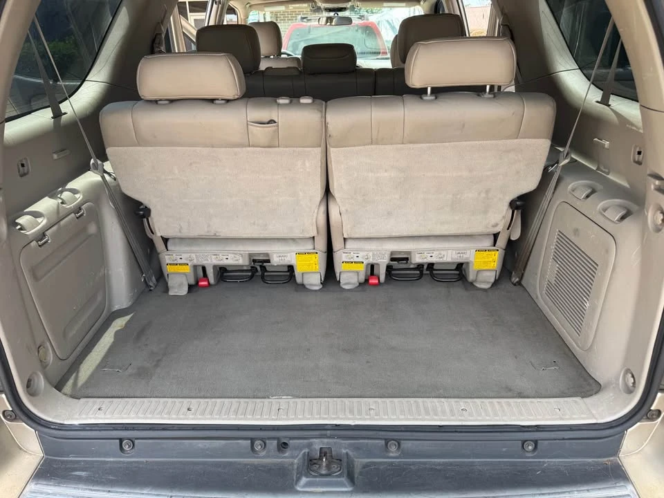 2007 Toyota Sequoia 1st Gen - Image 18 of 19