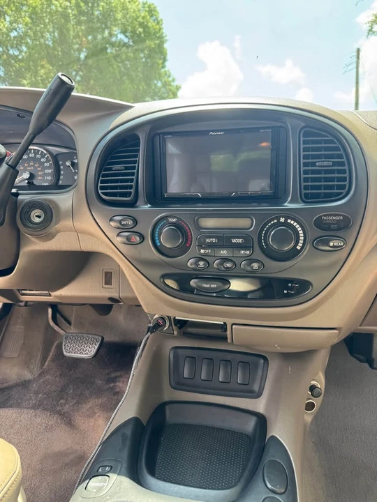 2007 Toyota Sequoia 1st Gen - Image 8 of 19