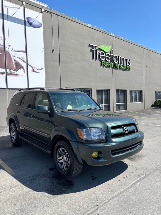 2007 Toyota Sequoia 1st Gen - Image 2 of 21