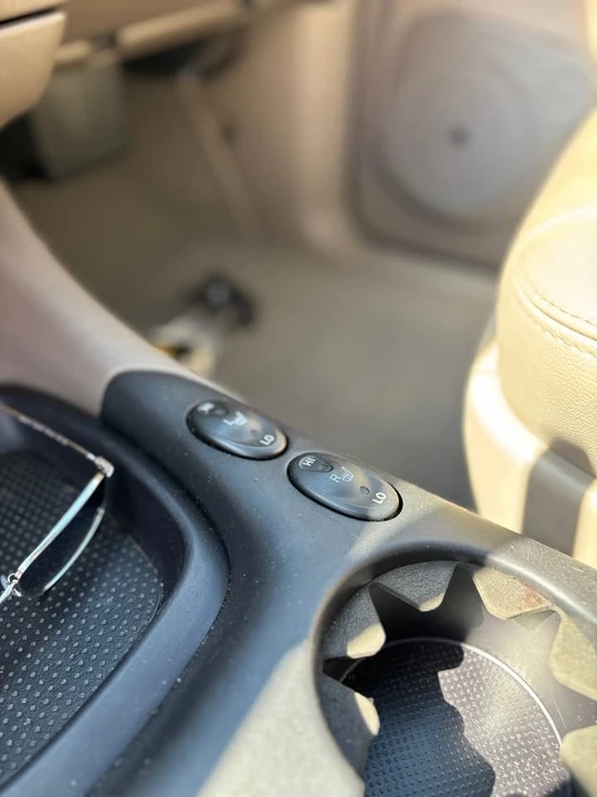 2007 Toyota Sequoia 1st Gen - Image 16 of 21