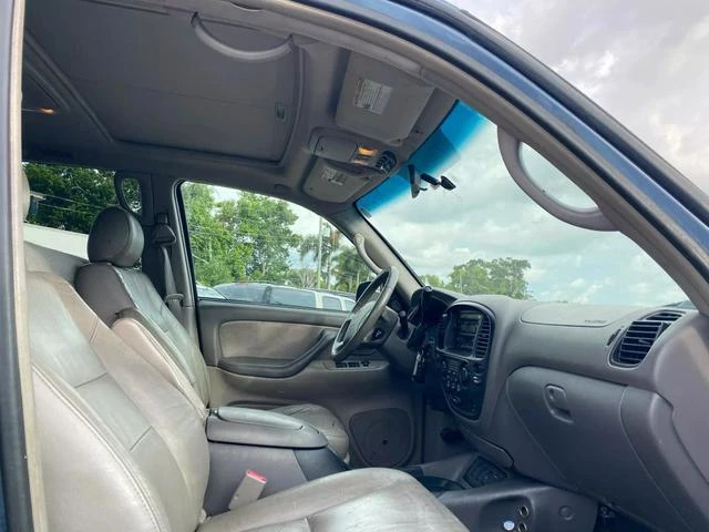 2007 Toyota Sequoia 1st Gen - Image 4 of 6