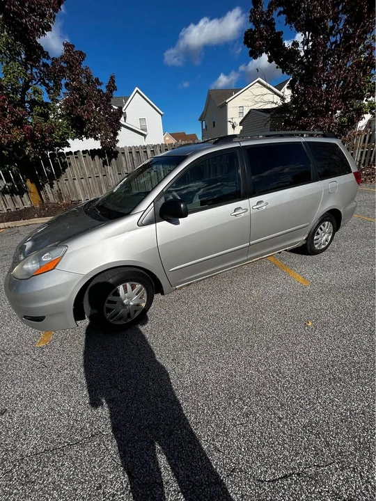 2007 Toyota Sienna 2nd Gen - Image 7 of 7