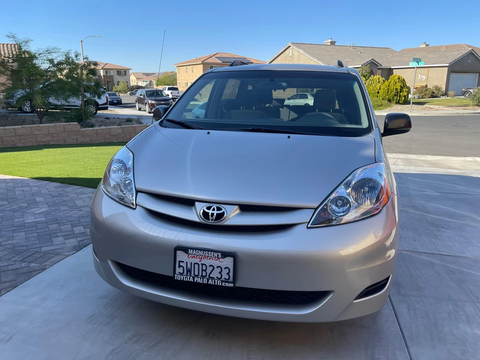 2007 Toyota Sienna 2nd Gen - Image 16 of 31