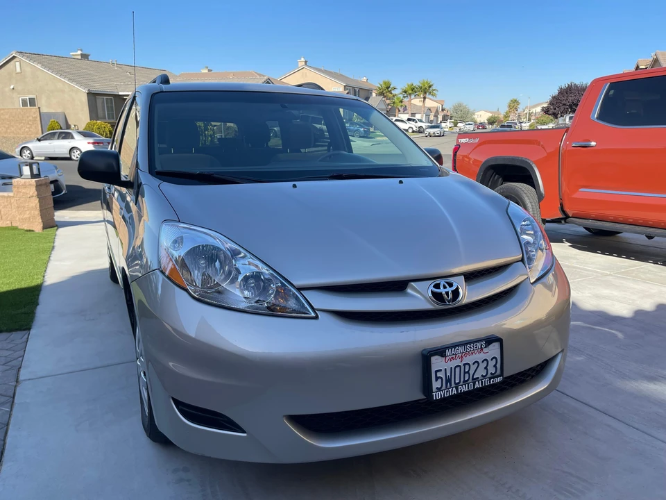 2007 Toyota Sienna 2nd Gen - Image 25 of 31