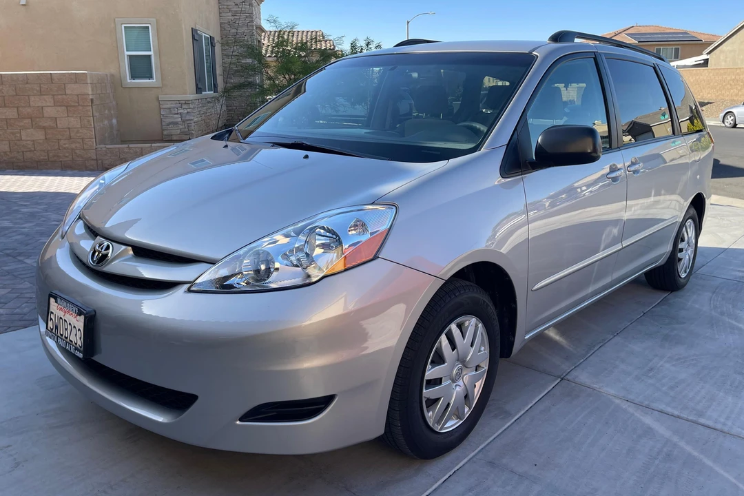 2007 Toyota Sienna 2nd Gen - Image 18 of 31