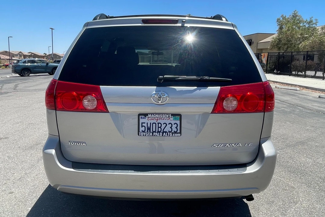 2007 Toyota Sienna 2nd Gen - Image 5 of 31