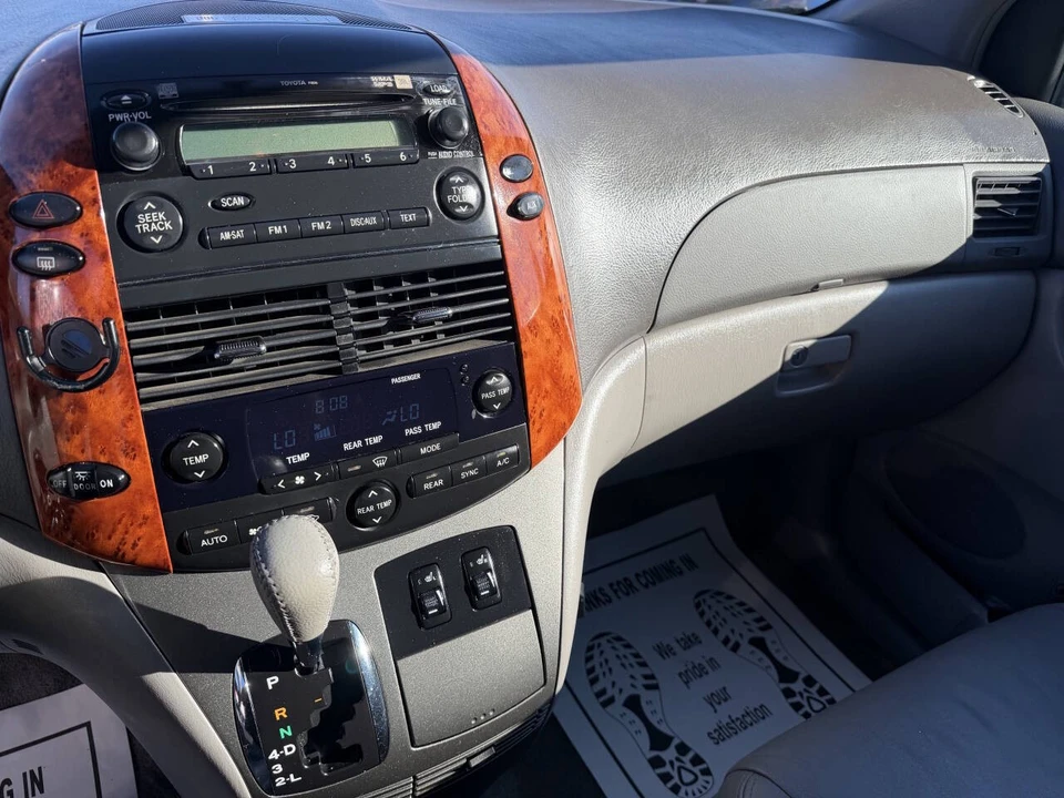 2007 Toyota Sienna 2nd Gen - Image 12 of 17