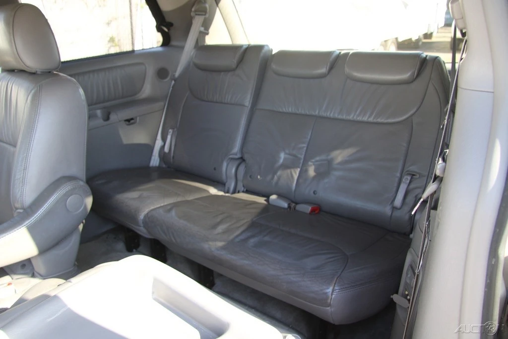2007 Toyota Sienna 2nd Gen - Image 20 of 21