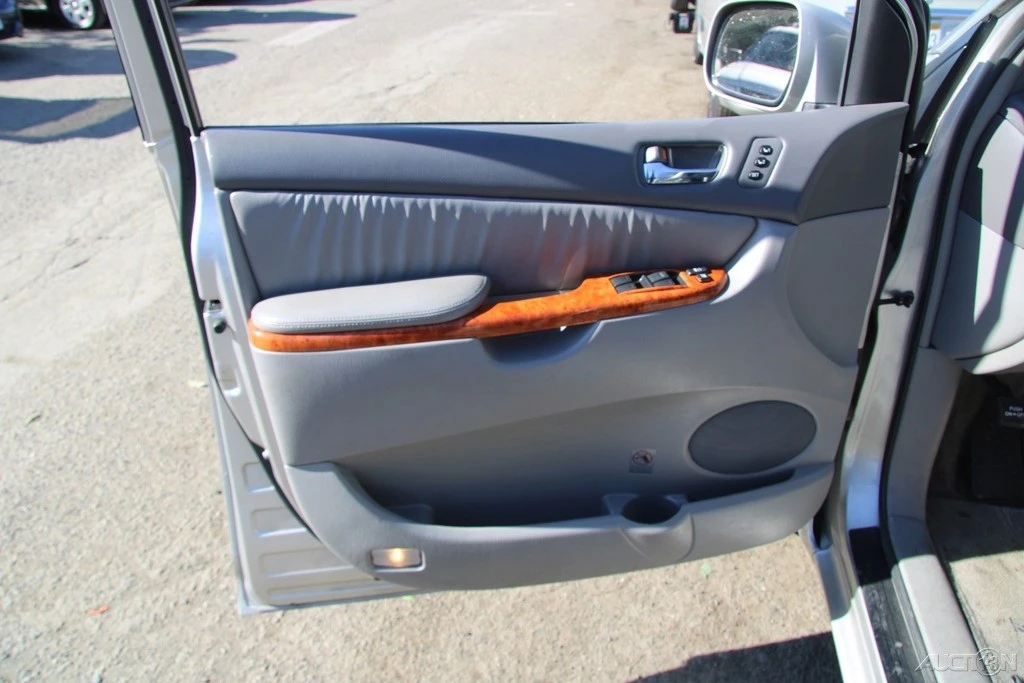 2007 Toyota Sienna 2nd Gen - Image 13 of 21