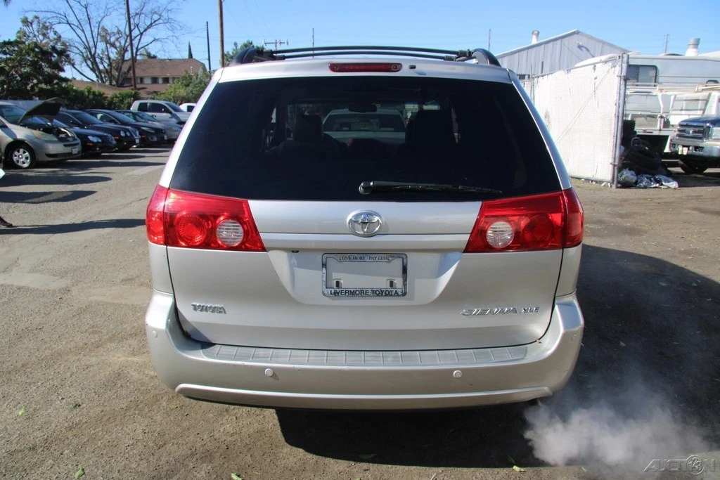2007 Toyota Sienna 2nd Gen - Image 6 of 21